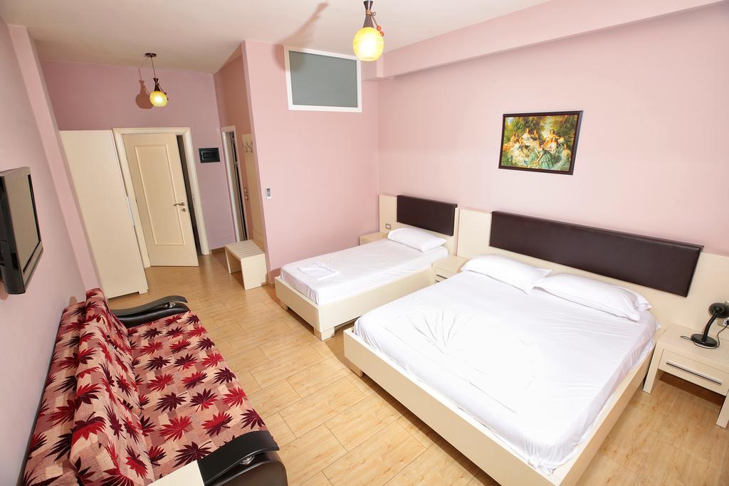 Kanine Hotel Nimfa מראה חיצוני תמונה
